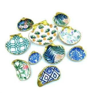 Decoupage Shells