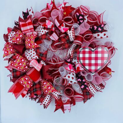 Valentine’s Heart Mesh Wreath- Pink/White/Red